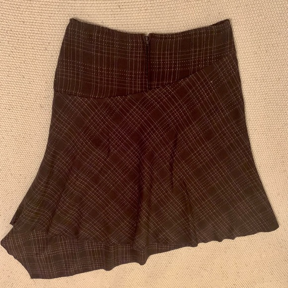 Plaid Skirt - Picture 3 of 10